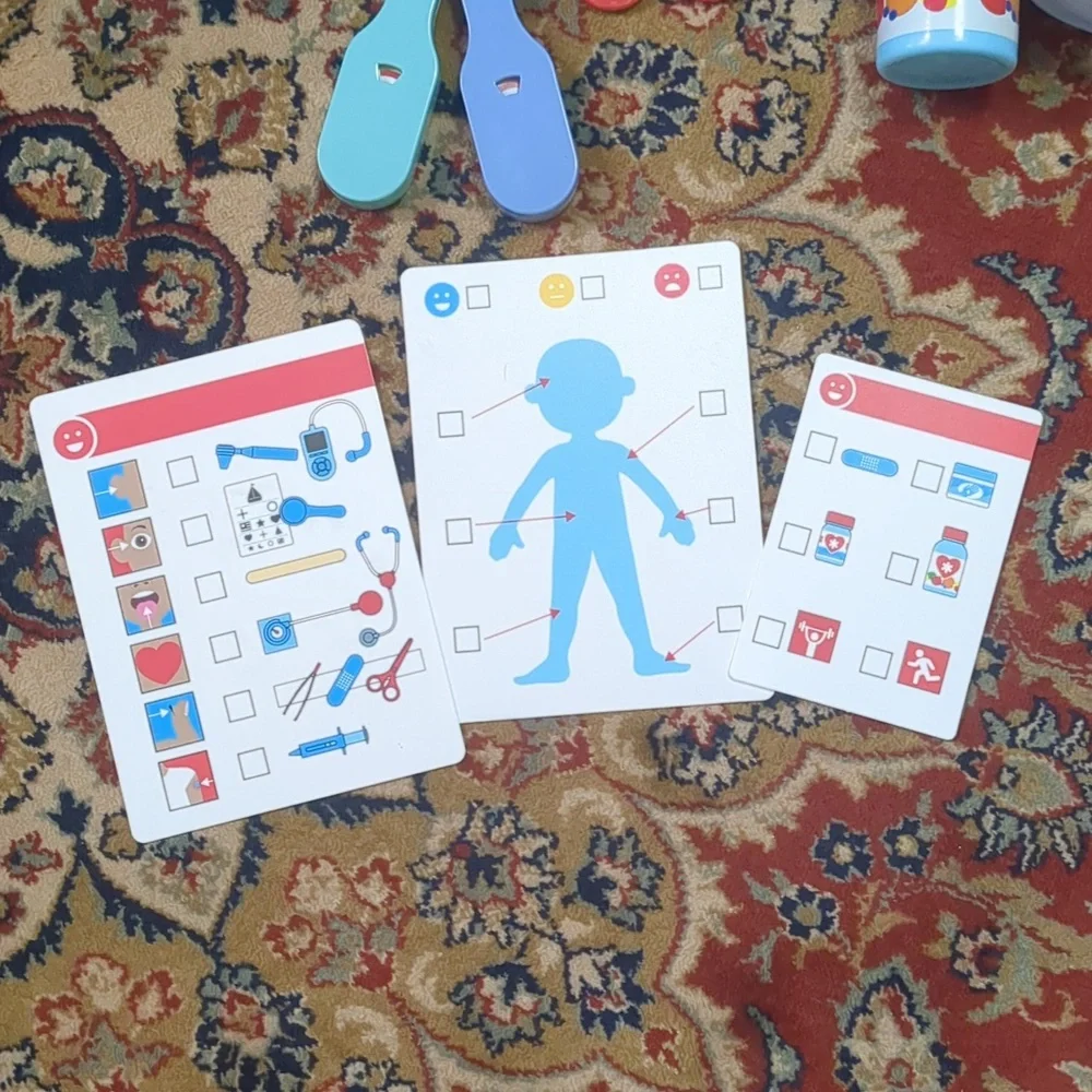 Melissa And Doug Children's Doctor Vet Play Set with Accessories